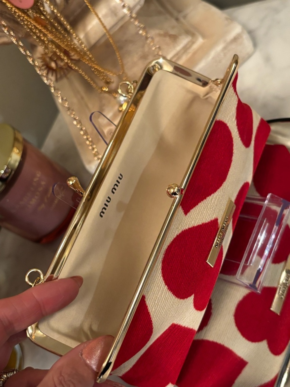 Miu Miu Cream Clutch with Red Heart Print and Gold Frame - Picture 7 of 13